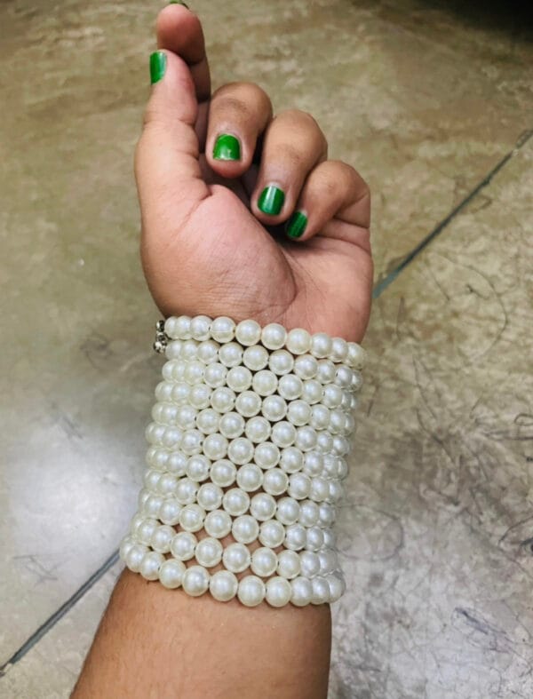 Oxidised-Pearl-Adjustable-Bangle-Single