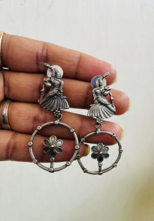 brass-replica-earring
