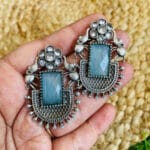 brass-replica-monalisa-stone-earrings