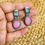 brass-replica-monalisa-stone-earrings