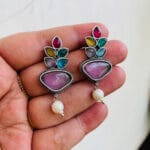 brass-replica-monalisa-stone-earrings