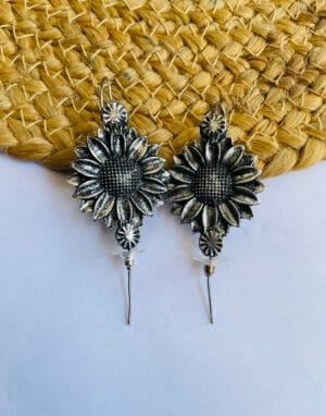 oxidised-silver-pin-bugadi-earring