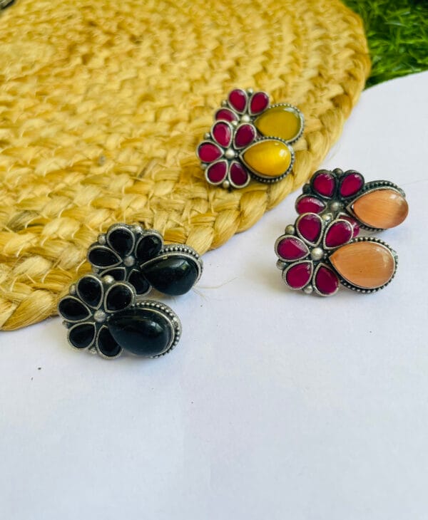 brass-replica-earring-2
