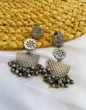 brass-replica-earring