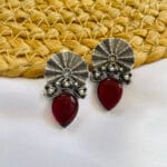 brass-replica-monalisa-stone-earrings