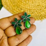 brass-replica-monalisa-stone-earrings