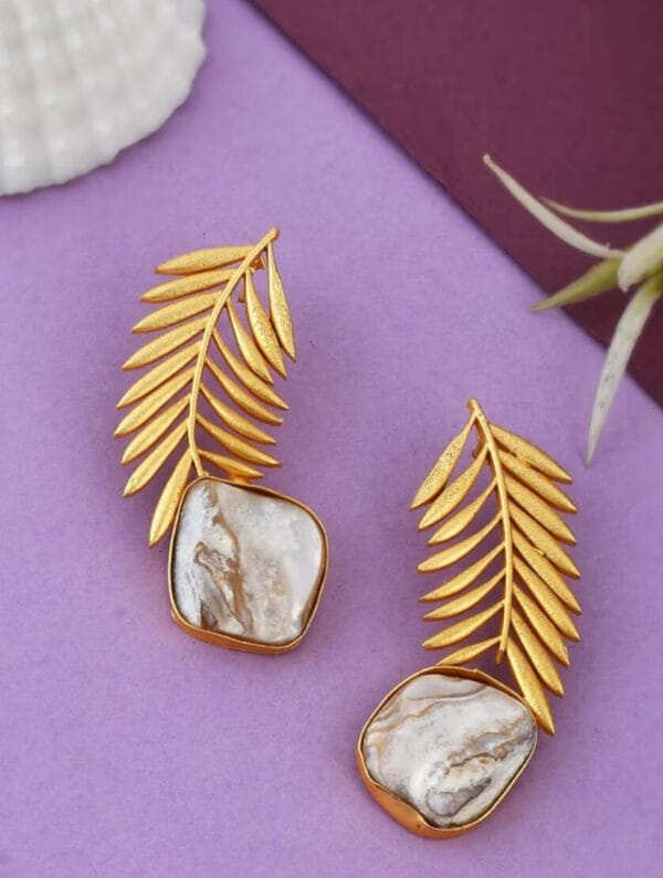 gold-plated-mother-of-pearl-earrings