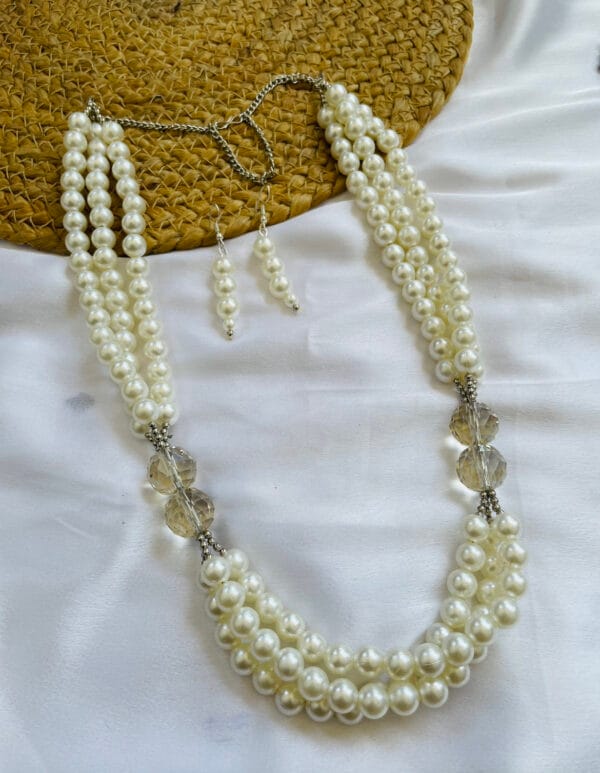 oxidised-silver-pearl-necklace-set