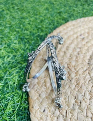 brass-ghungroo-bangle-set