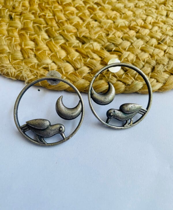 brass-replica-earring