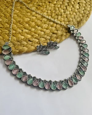 brass-replica-monalisa-ad-stone-necklace-set