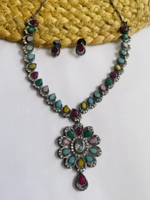 brass-replica-monalisa-ad-stone-necklace-set