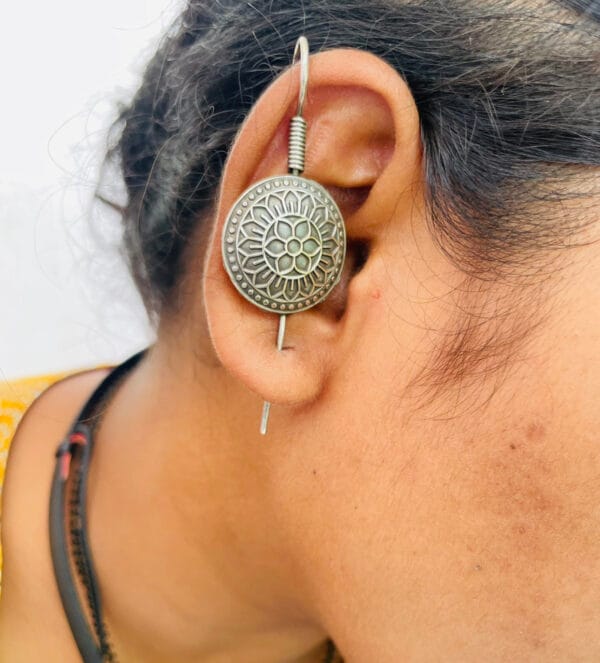 brass-replica-pin-bugadi-earring-2