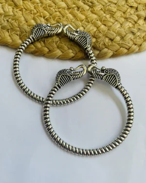 brass-silver-pair-bangle