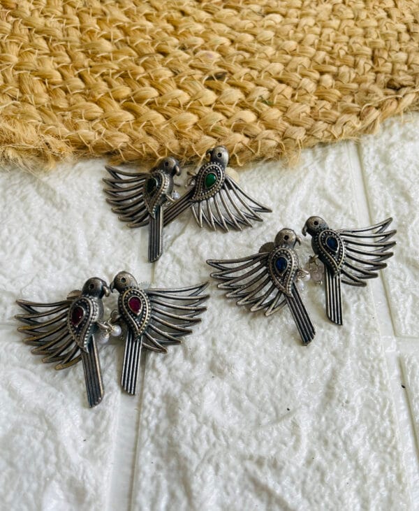 brass-silver-replica-bird-shape-earring-2