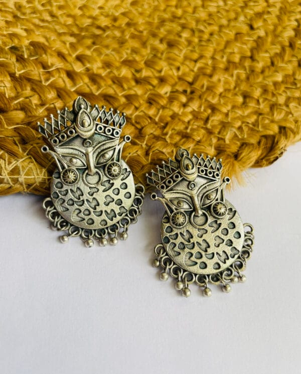 brass-silver-replica-durgamata-shape-earring