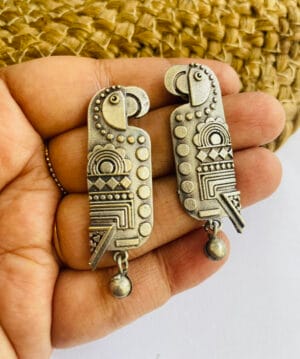 brass-silver-replica-parrot-shape-earring