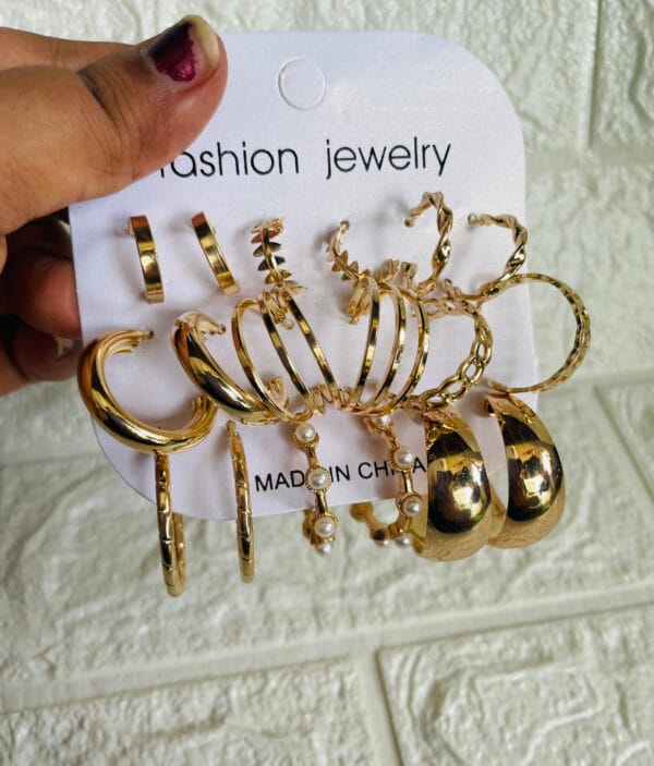 golden-anti-tarnish-earrings-2