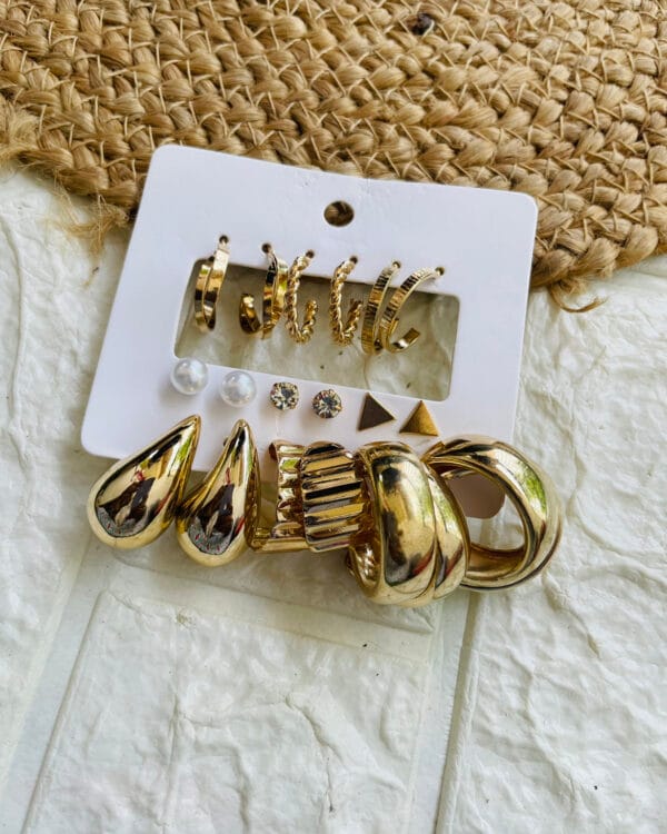 golden-anti-tarnish-earrings-4-card4