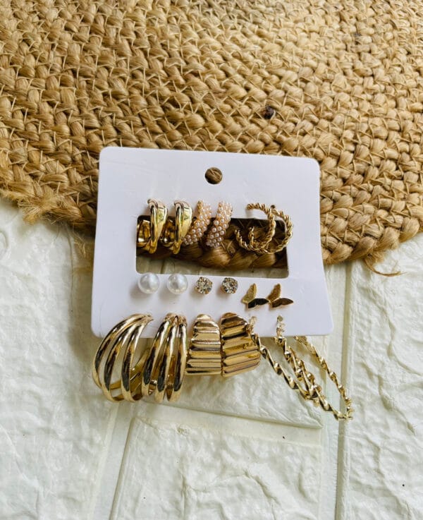 golden-anti-tarnish-earrings-4-card7