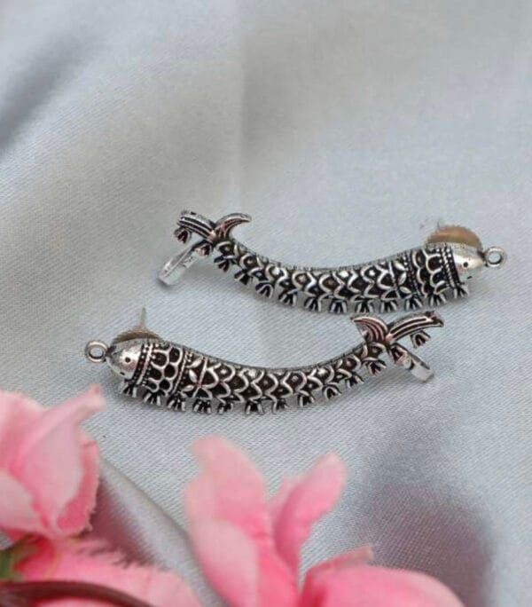 brass-silver-replica-ear-cuffs-2