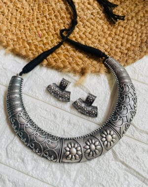 brass-silver-replica-necklace-set-with-earrings