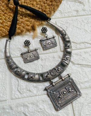 brass-silver-replica-necklace-set-with-earrings