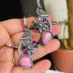 brass-replica-monalisa-ear-cuff