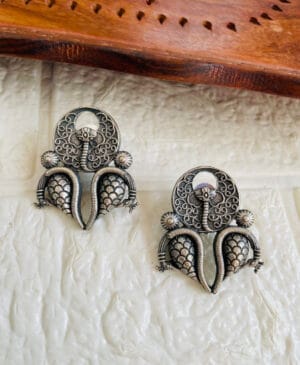 brass-silver-replica-earring-1 brass-silver-replica-earring-1