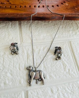 brass-silver-replica-necklace-set-with-earrings brass-silver-replica-necklace-set-with-earrings