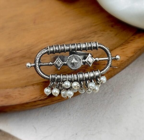 brass-replica-adjustable-finger-ring-1