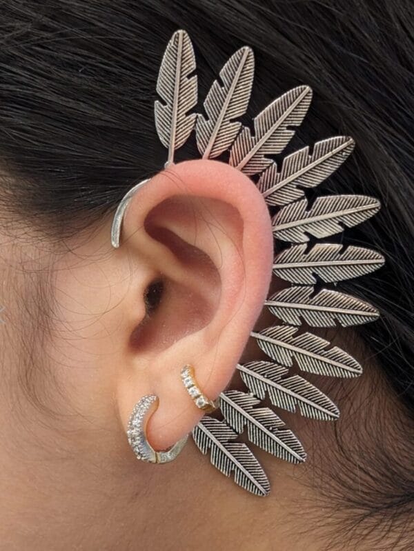 brass-silver-replica-ear-cuff-16-1