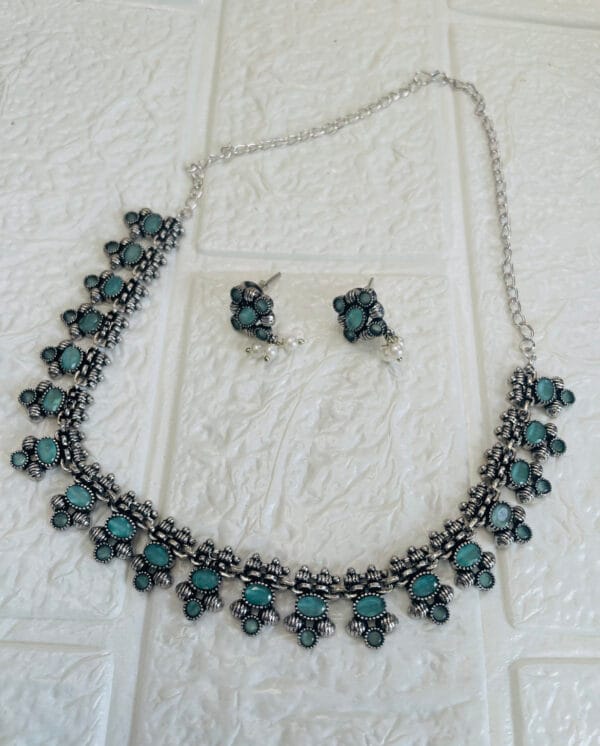 brass-silver-monalisa-stone-necklace-set-2-sea-green