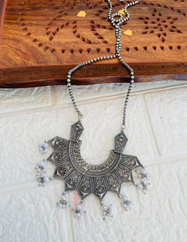 brass-silver-replica-necklace