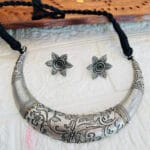 brass-silver-replica-necklace-set-with-earrings-15