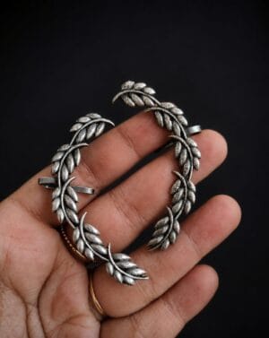 brass-silver-replica-ear-cuff-27-1
