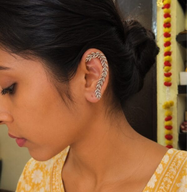 brass-silver-replica-ear-cuff-27-2