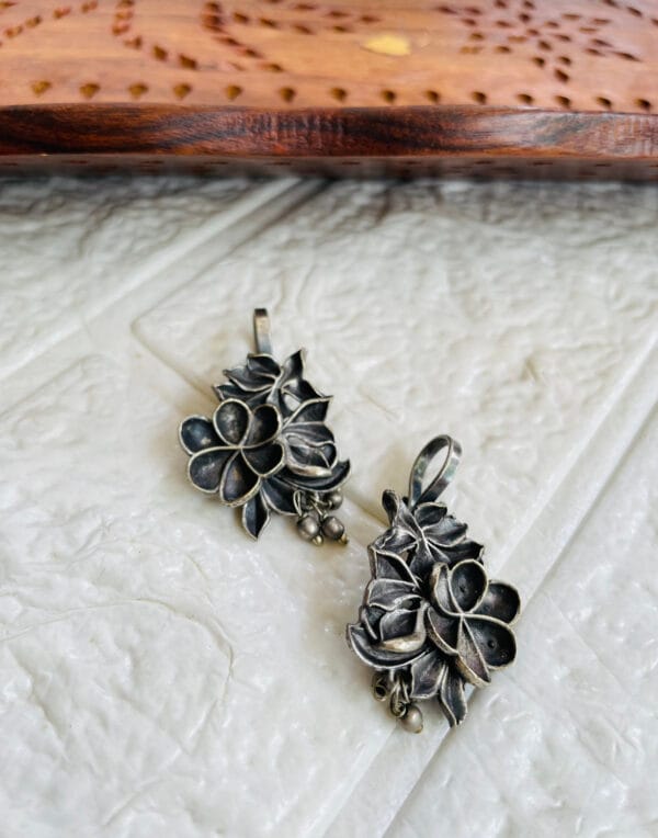 brass-silver-replica-ear-cuff-28 brass-silver-replica-ear-cuff-28