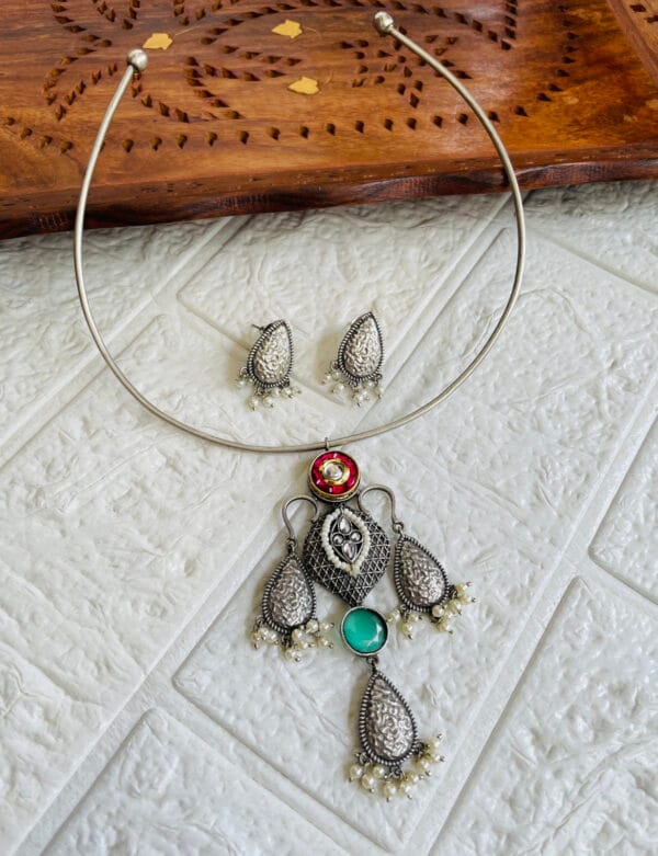 brass-silver-replica-necklace-set-with-earrings-17 brass-silver-replica-necklace-set-with-earrings-17