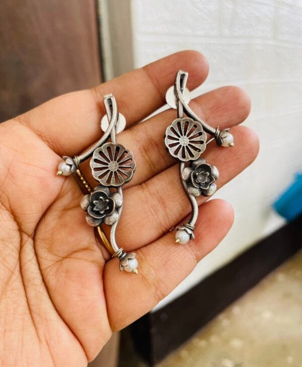 brass-silver-replica-earring-87