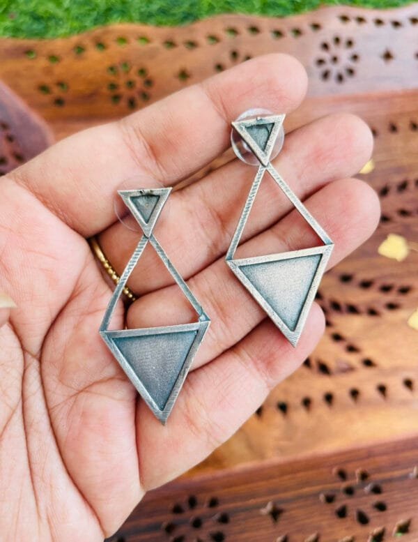 brass-silver-replica-earring-88